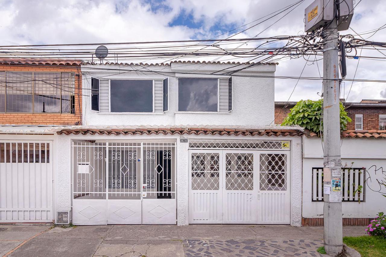Ayenda Hostal El Tocororo Bogotá Exterior foto
